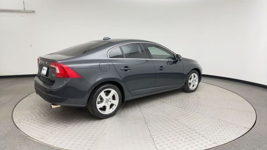 Used 2013 Volvo S60 T5 Sedan