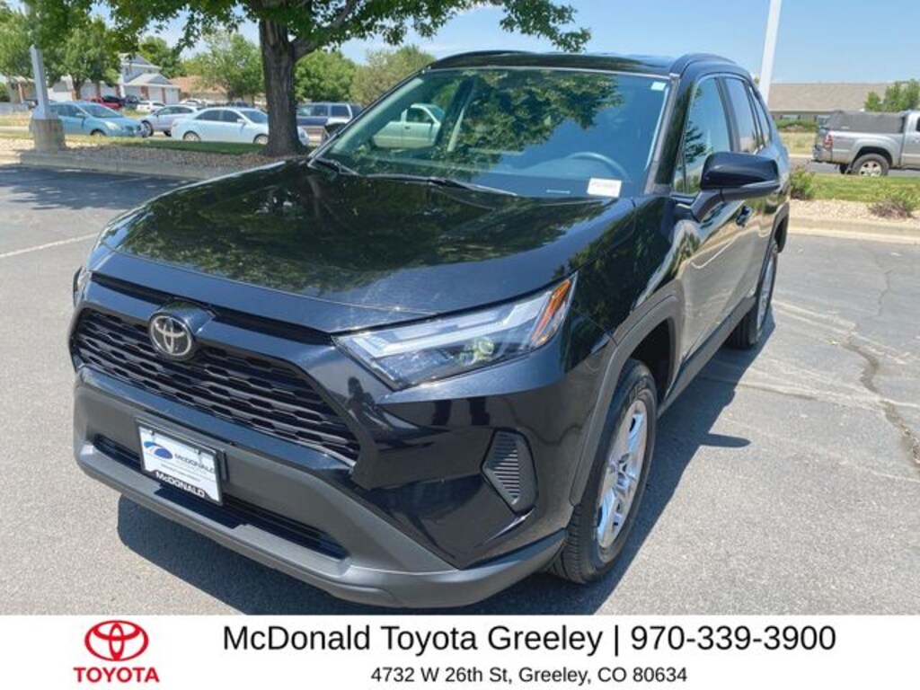 Used 2025 Toyota RAV4 XLE SUV