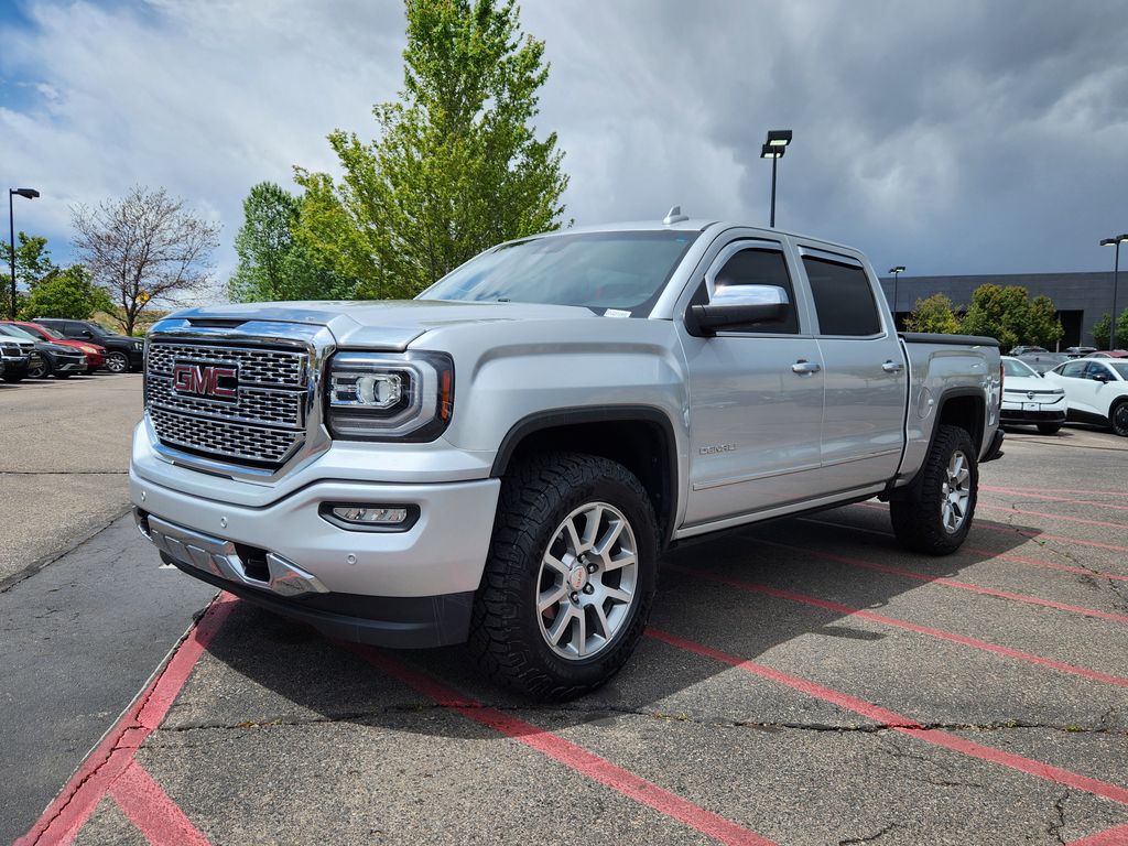 2018 GMC Sierra 4WD Crew Cab Short Box's photo