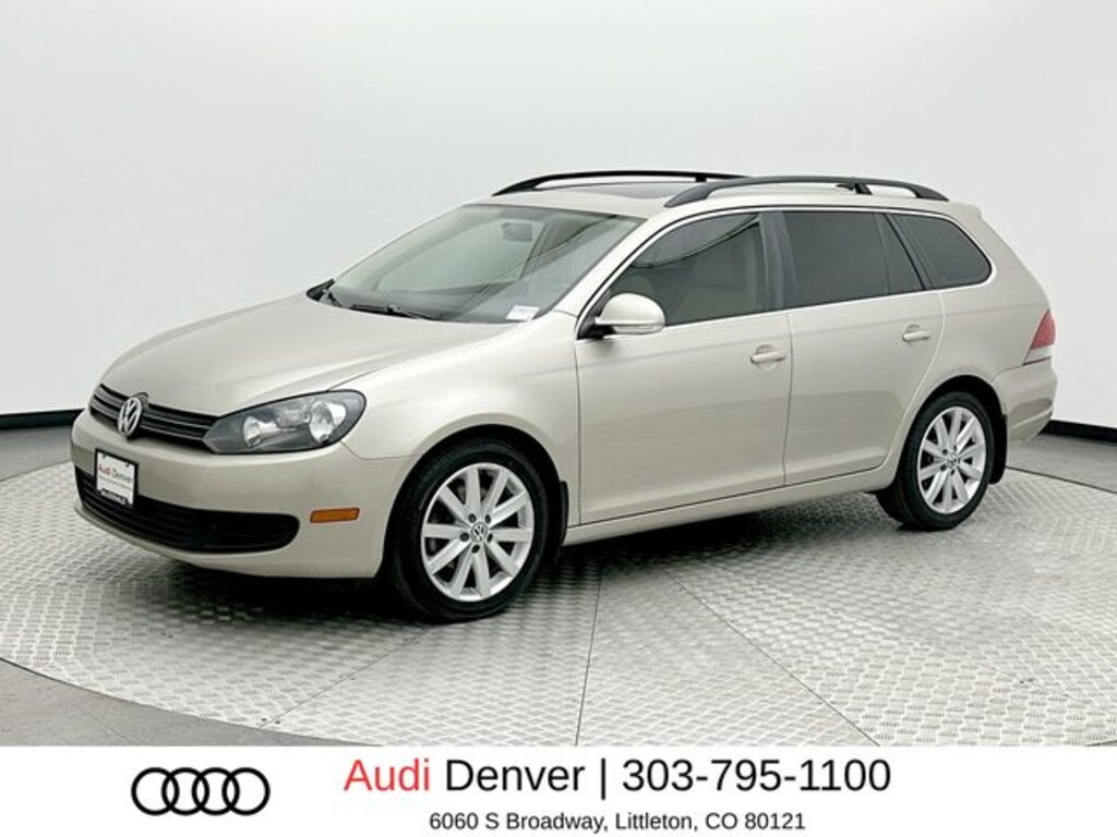 Used 2013 Volkswagen Jetta SportWagen 2.0L TDI w/Sunroof/Navigation Wagon