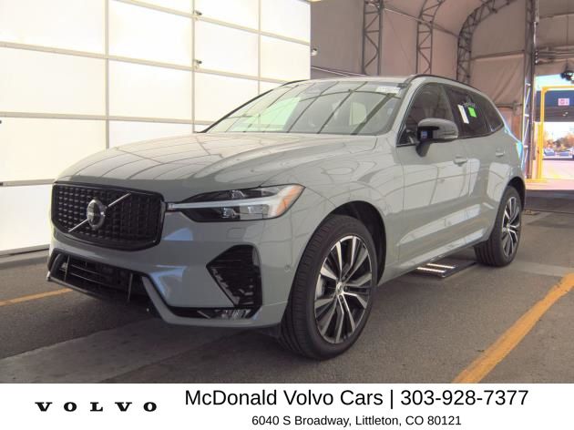 2025 Volvo XC60 B5 Plus Dark AWD's photo