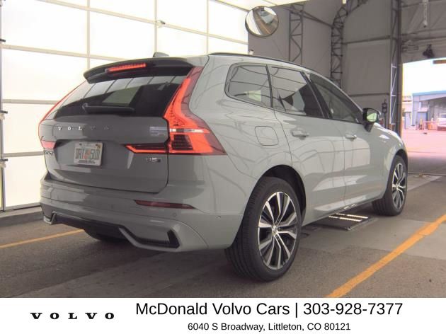 YV4M12RC7S1181180