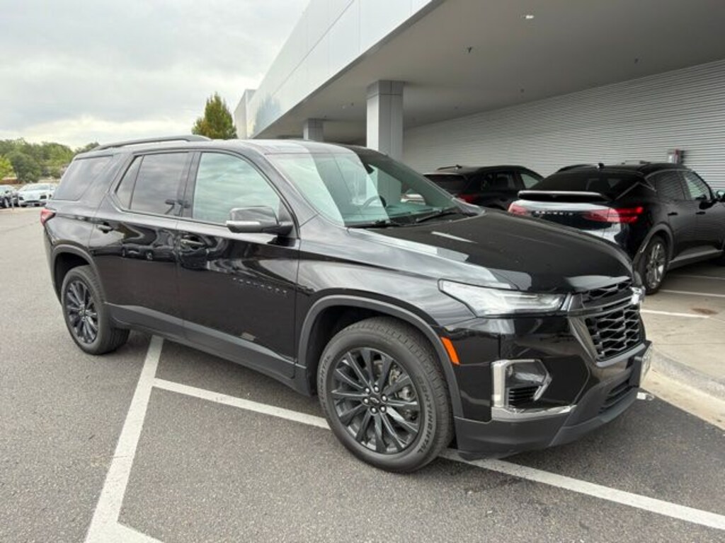 Used 2023 Chevrolet Traverse RS SUV