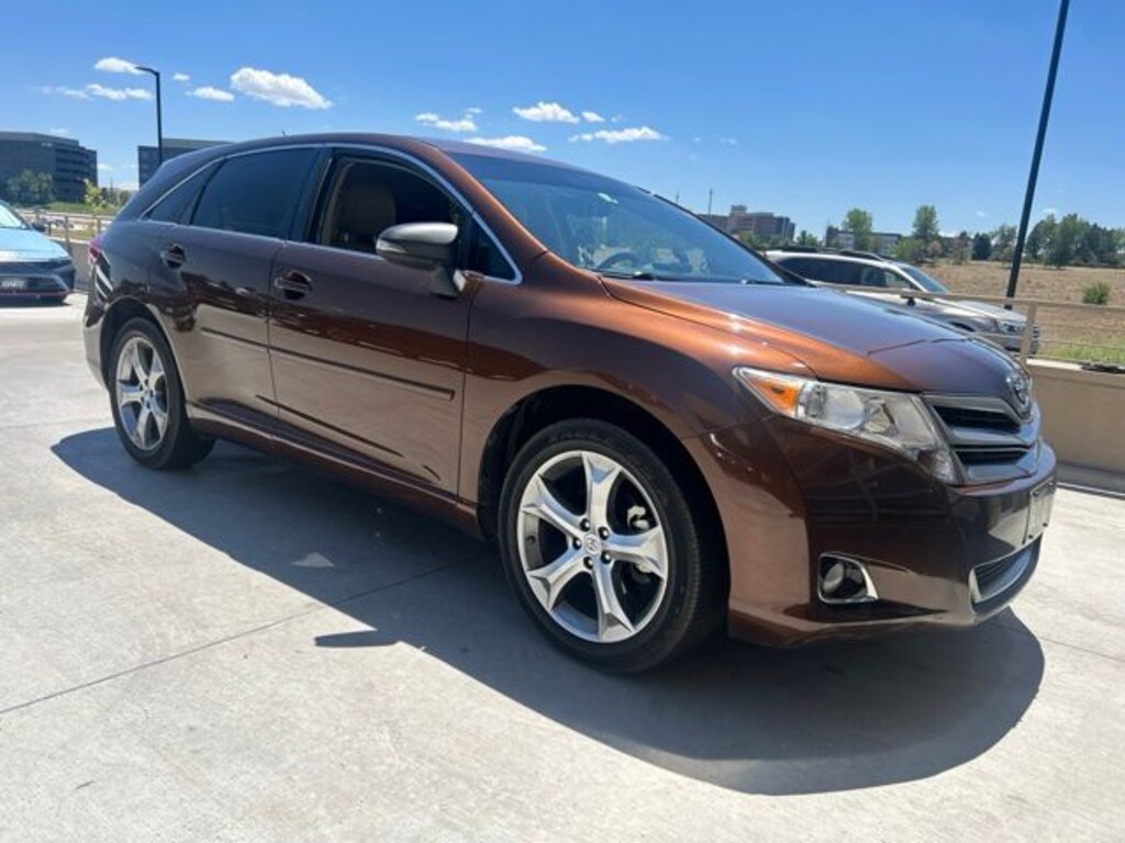 Used 2014 Toyota Venza XLE 4 WD V6 Crossover
