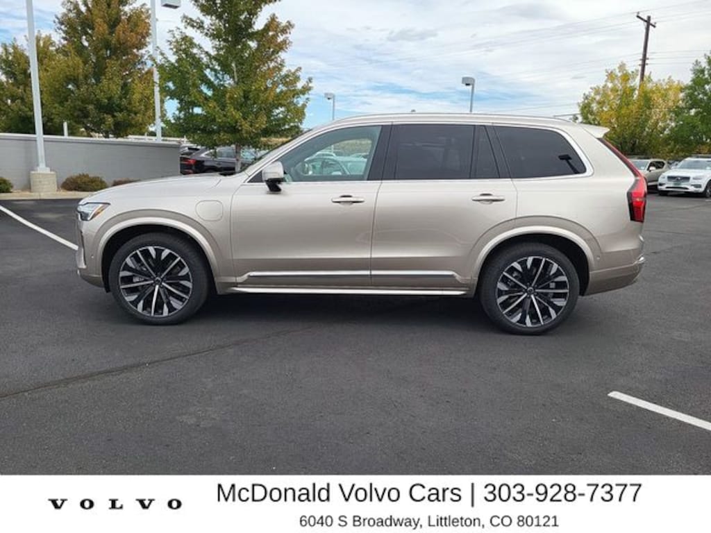 New 2026 Volvo XC90 plug-in hybrid T8 Plus 6-Seater SUV