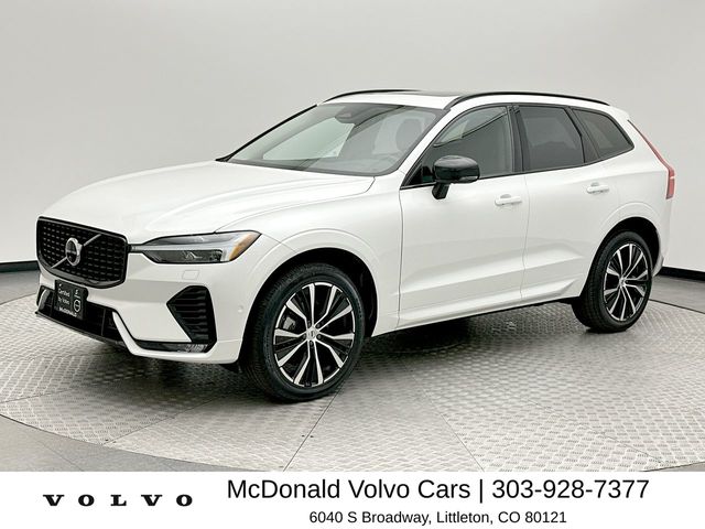 2025 Volvo XC60 B5 Plus Dark AWD's photo