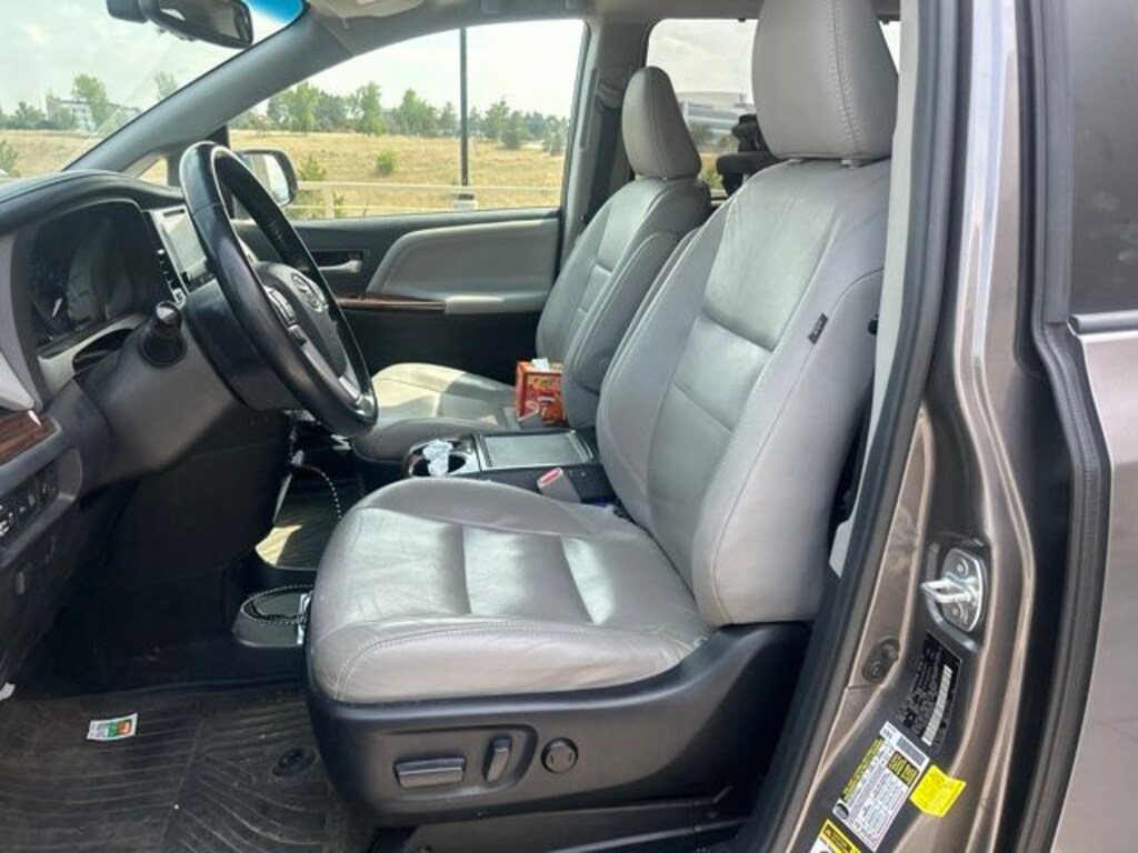 Used 2017 Toyota Sienna Limited Premium 7 Passenger Van