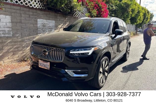 2023 Volvo XC90 T8 Recharge Ultimate Bright Theme 4WD's photo