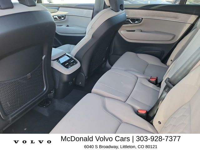 2026 Volvo XC90 Plus - Photo 13
