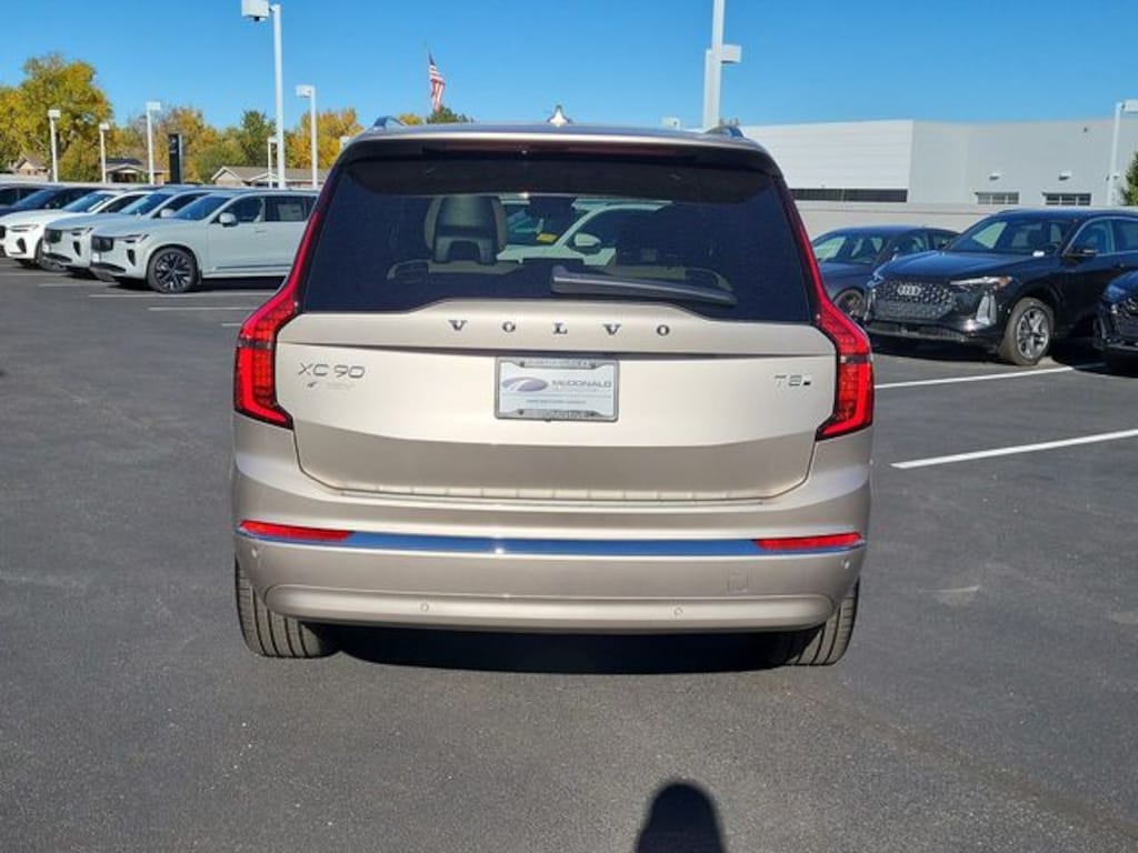 New 2026 Volvo XC90 plug-in hybrid T8 Plus 7-Seater SUV