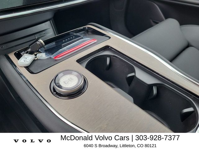 2025 Volvo EX90 Ultra - Photo 24