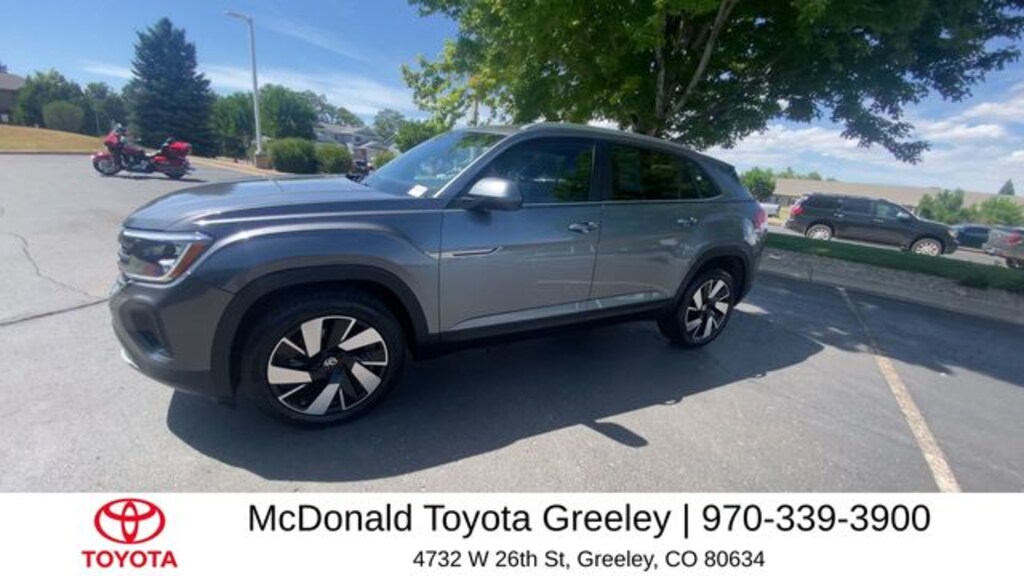 Used 2024 Volkswagen Atlas Cross Sport 2.0T SE w/Technology SUV