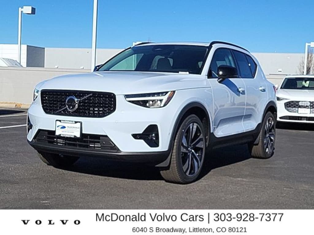 New 2026 Volvo XC40 B5 Plus SUV