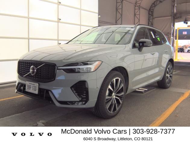2025 Volvo XC60 B5 Plus Dark AWD's photo