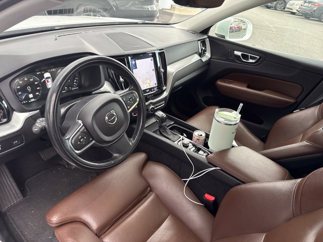 Used 2019 Volvo XC60 T5 Momentum SUV