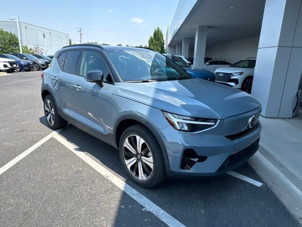 Used 2023 Volvo XC40 Recharge Pure Electric Plus SUV