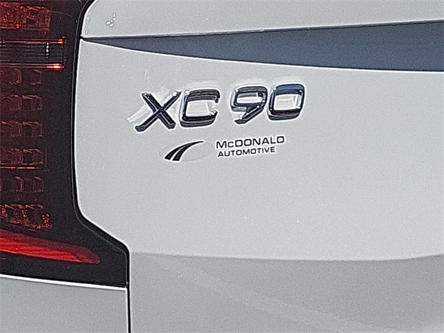 2025 Volvo XC90 Plus - Photo 16