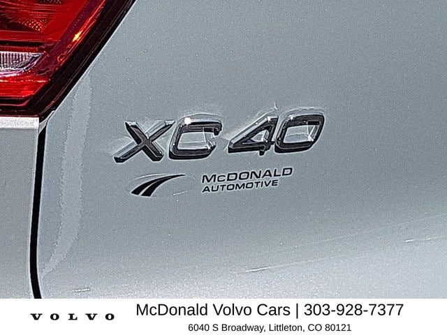 2026 Volvo XC40 Plus - Photo 16