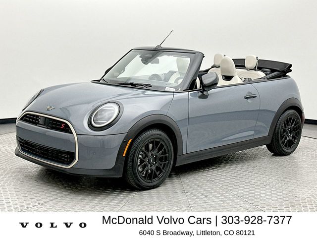 2025 MINI Convertible Cooper S's photo