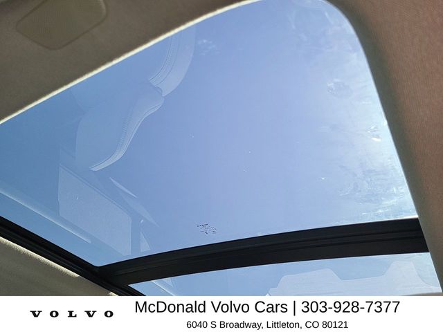 2026 Volvo XC40 Plus - Photo 28