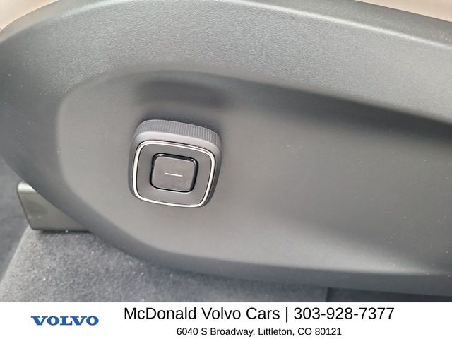 2025 Volvo EX90 Plus - Photo 12