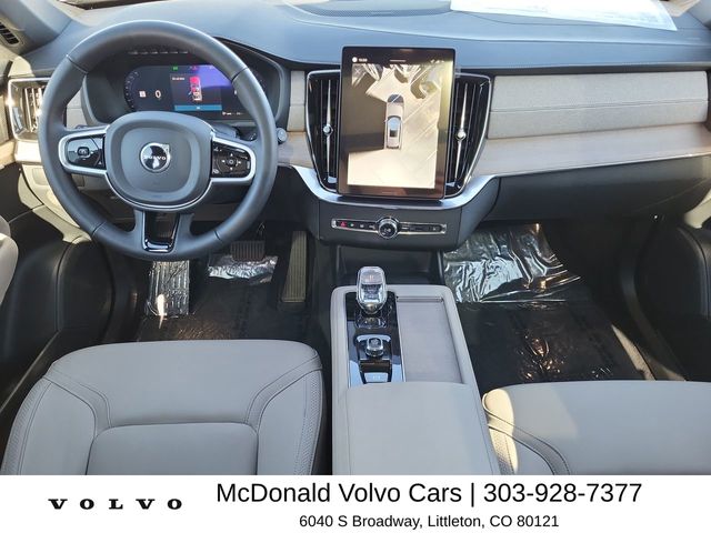 2026 Volvo XC90 Plus - Photo 14