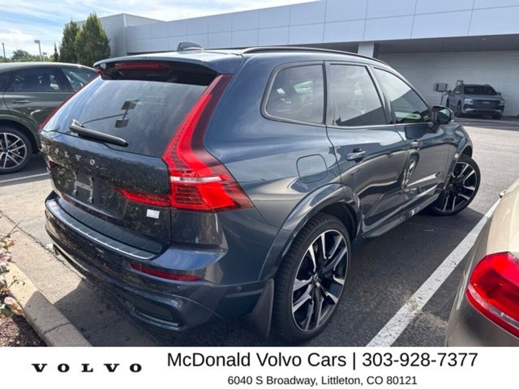 Used 2024 Volvo XC60 plug-in hybrid T8 Ultimate Dark SUV