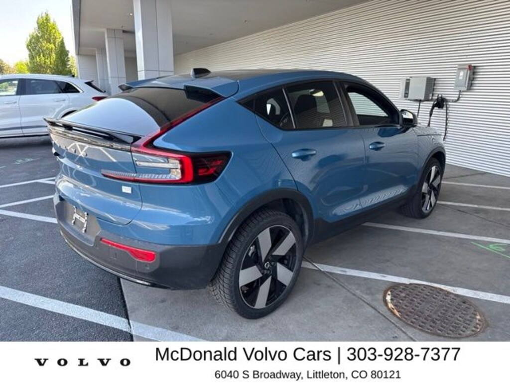 Used 2023 Volvo C40 Recharge Pure Electric Twin Ultimate SUV