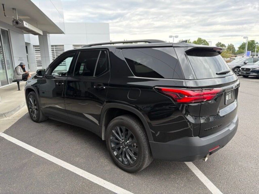 Used 2023 Chevrolet Traverse RS SUV