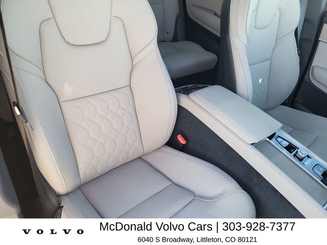 2026 Volvo XC90 Plus - Photo 19