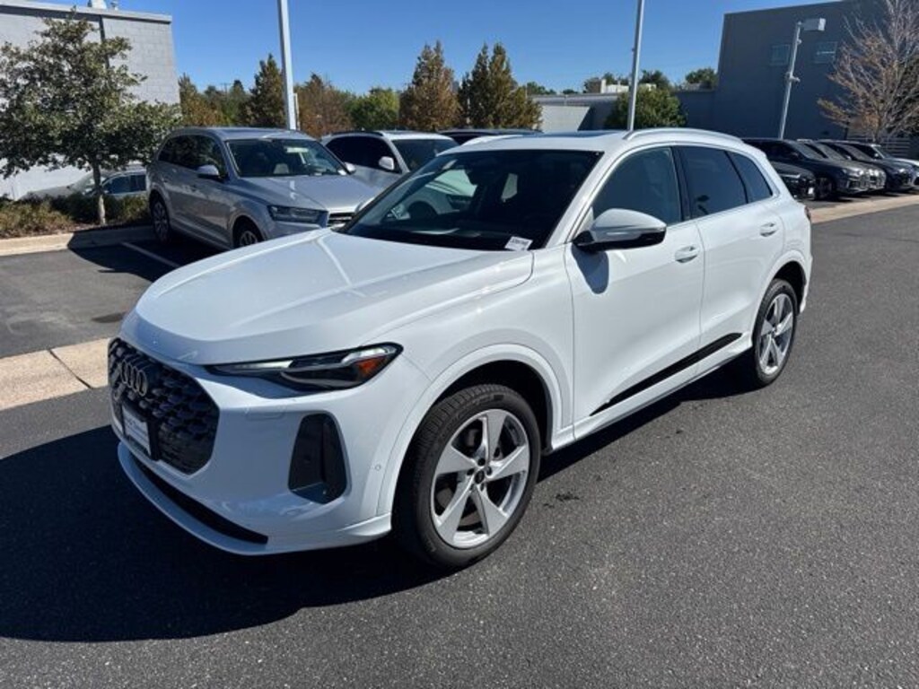 Used 2025 Audi Q5 2.0T Premium SUV