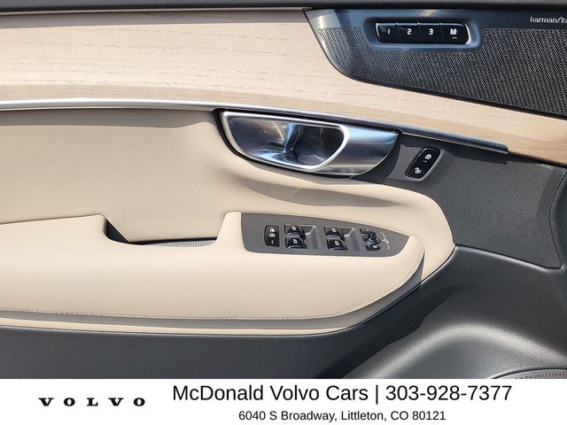 2026 Volvo XC90 Plus - Photo 10
