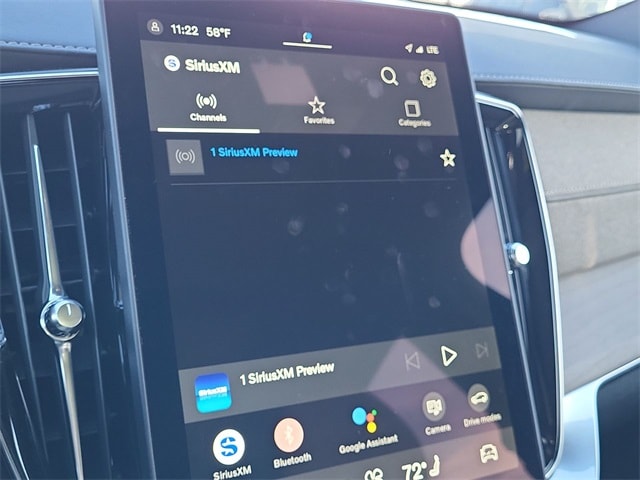 2025 Volvo XC90 Plus - Photo 25