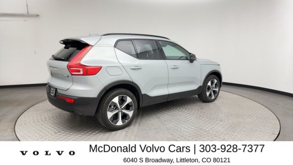 Used 2026 Volvo XC40 B5 Plus SUV