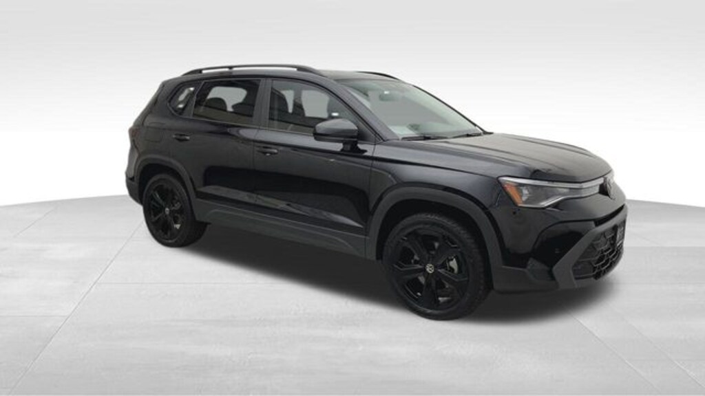 Used 2025 Volkswagen Taos 1.5T SE Black SUV