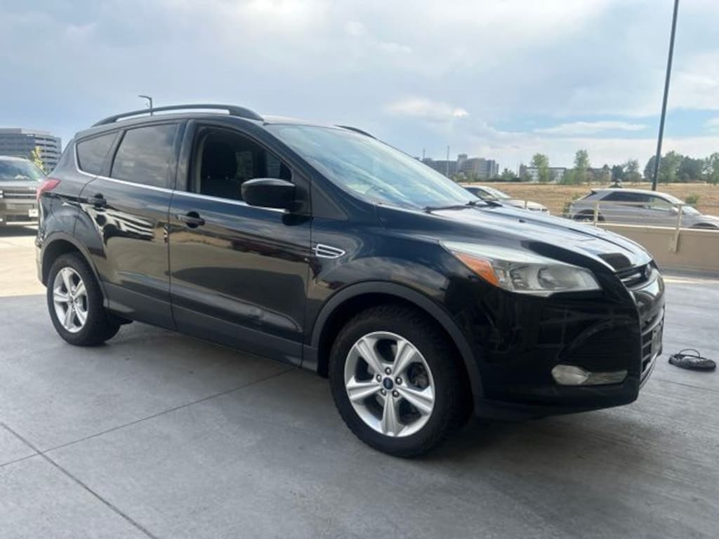 Used 2015 Ford Escape SE SUV