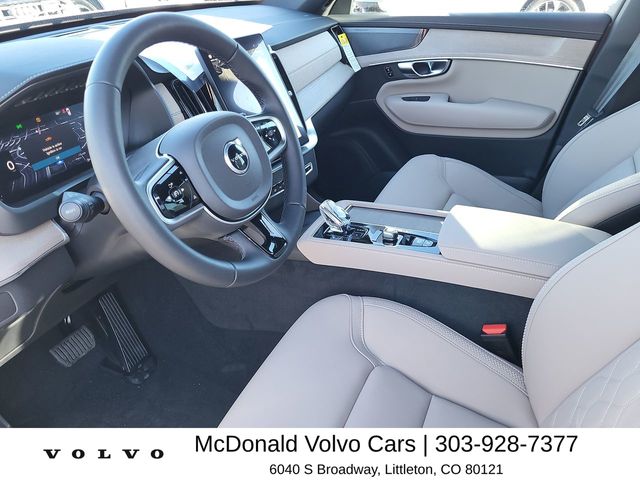 2026 Volvo XC90 Plus - Photo 11