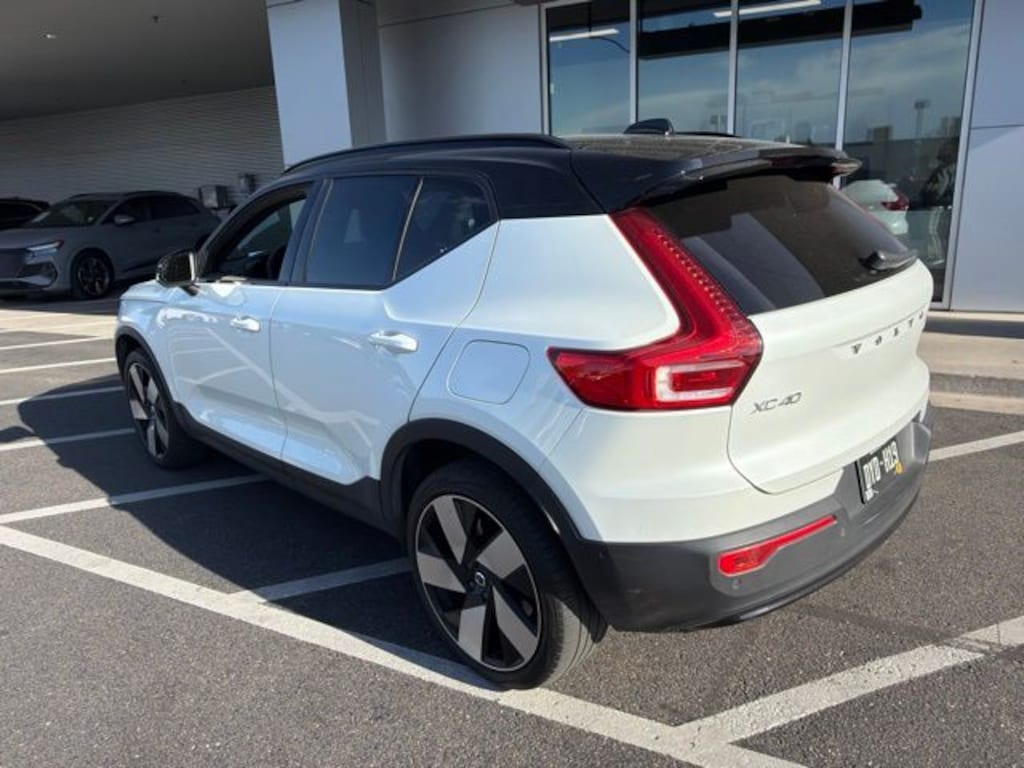 Used 2023 Volvo XC40 Recharge Pure Electric Ultimate SUV