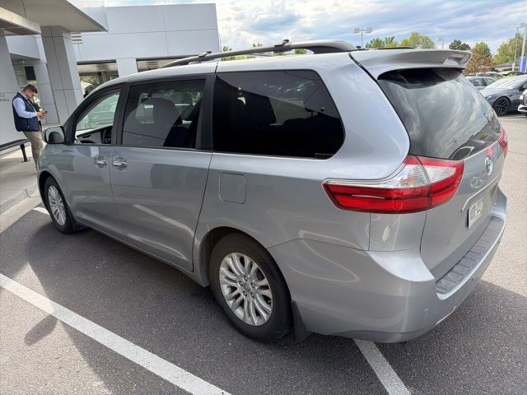 Used 2015 Toyota Sienna XLE Van