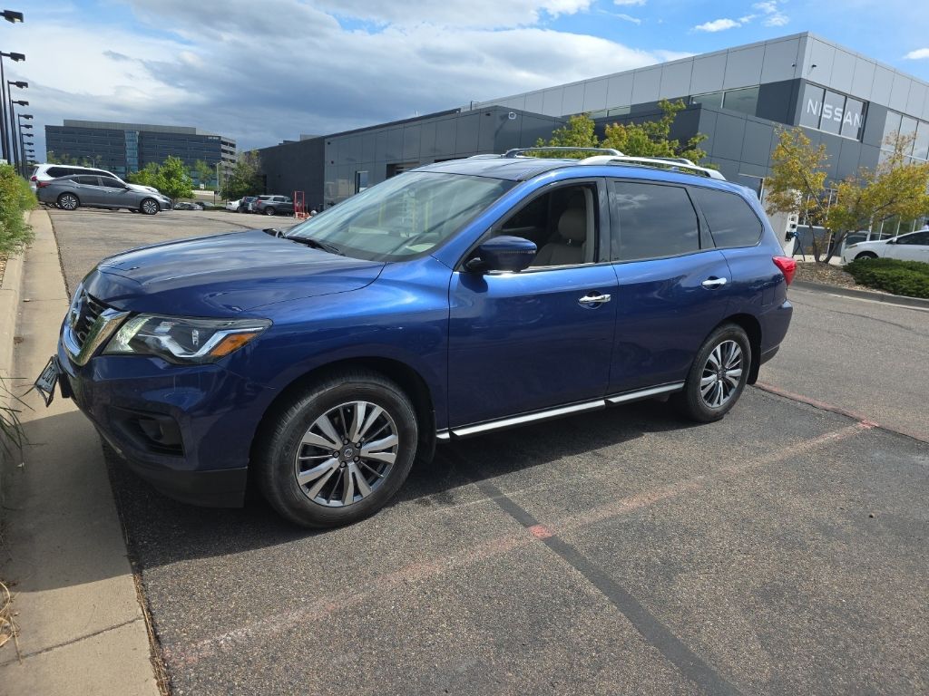 2020 Nissan Pathfinder SL 4WD's photo