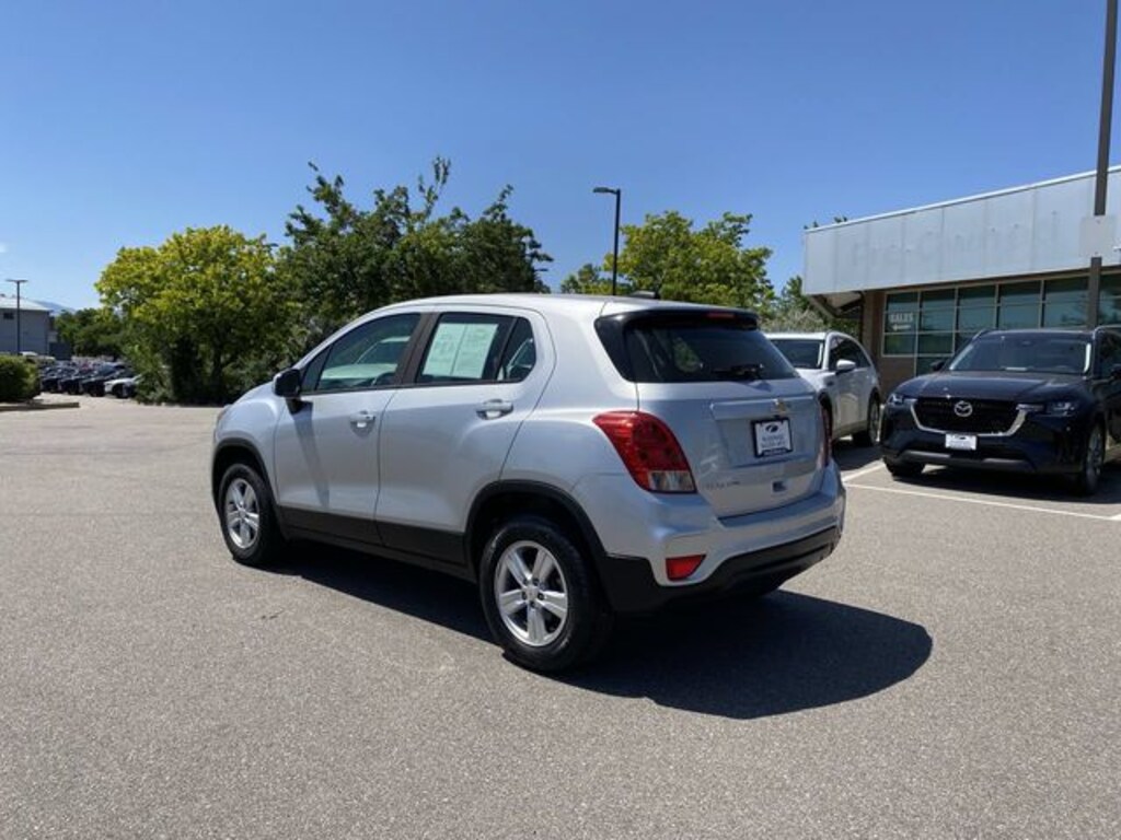 Used 2018 Chevrolet Trax LS SUV
