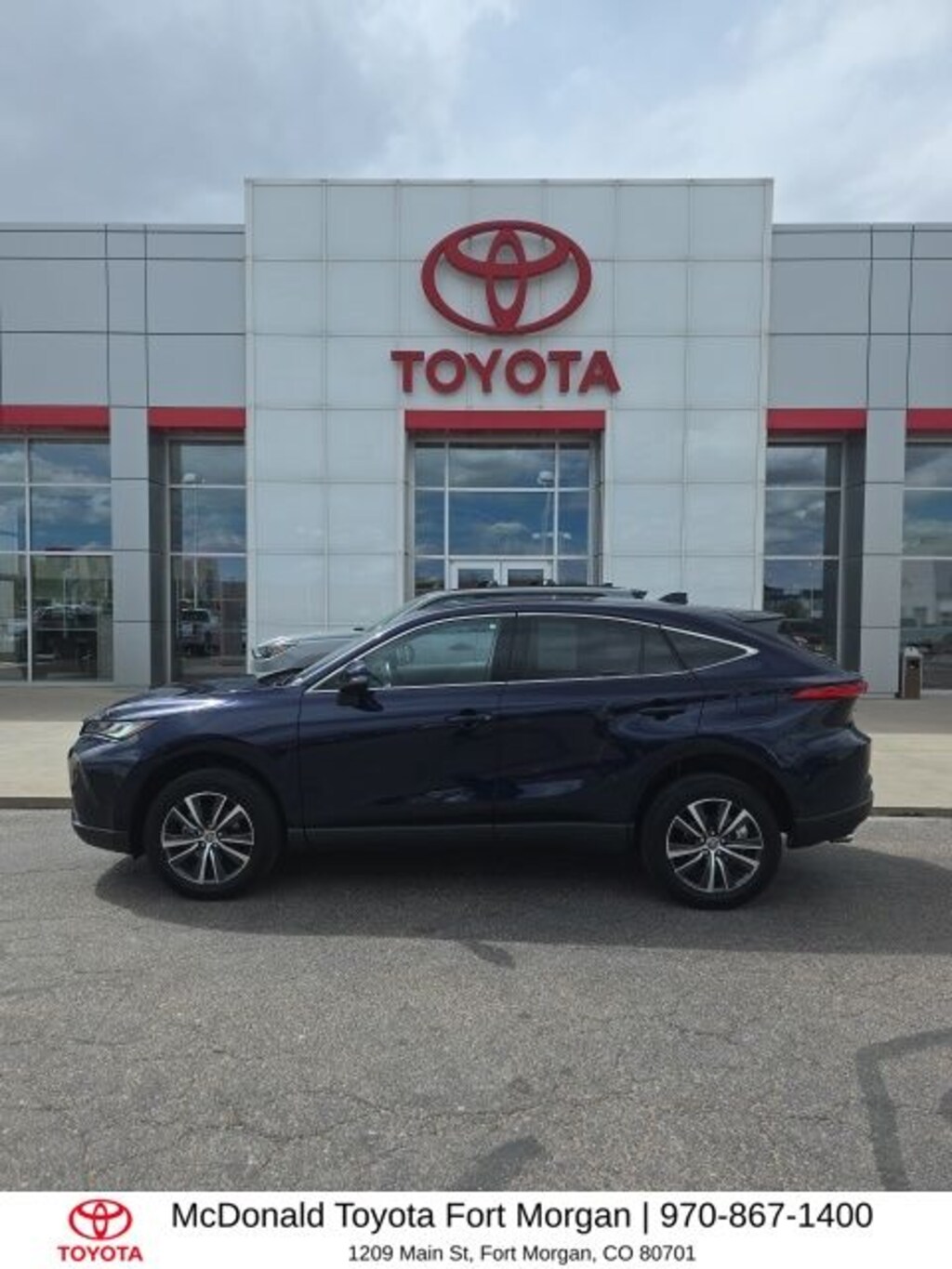 Used 2023 Toyota Venza LE SUV
