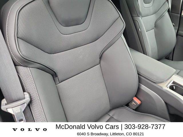 2025 Volvo EX90 Ultra - Photo 19