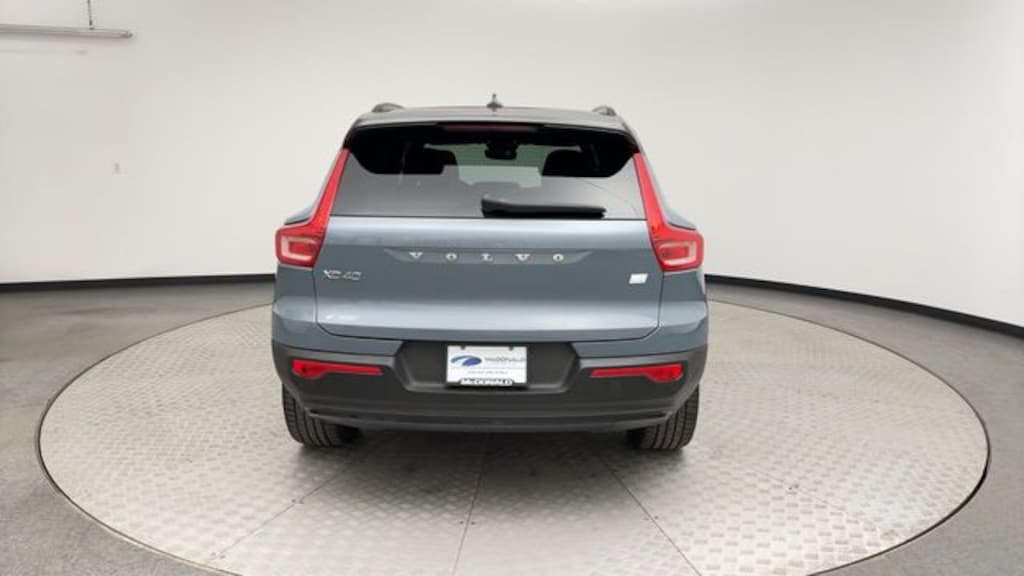 Used 2021 Volvo XC40 Recharge Twin Pure Electric P8 SUV