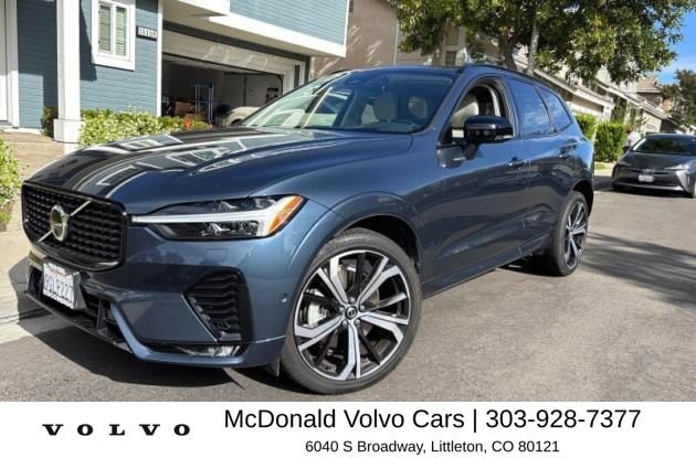 2023 Volvo XC60 B6 Ultimate Dark Theme AWD's photo