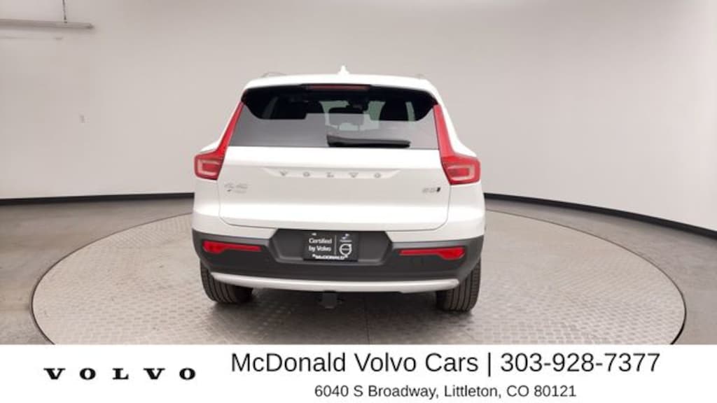 Certified 2024 Volvo XC40 B5 Plus Bright SUV