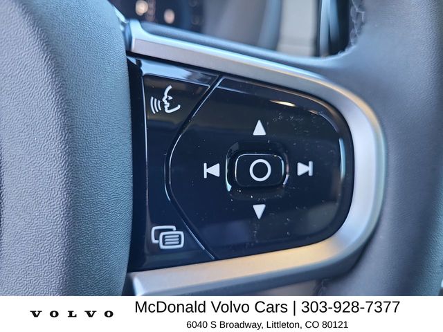 2025 Volvo XC90 Core - Photo 23