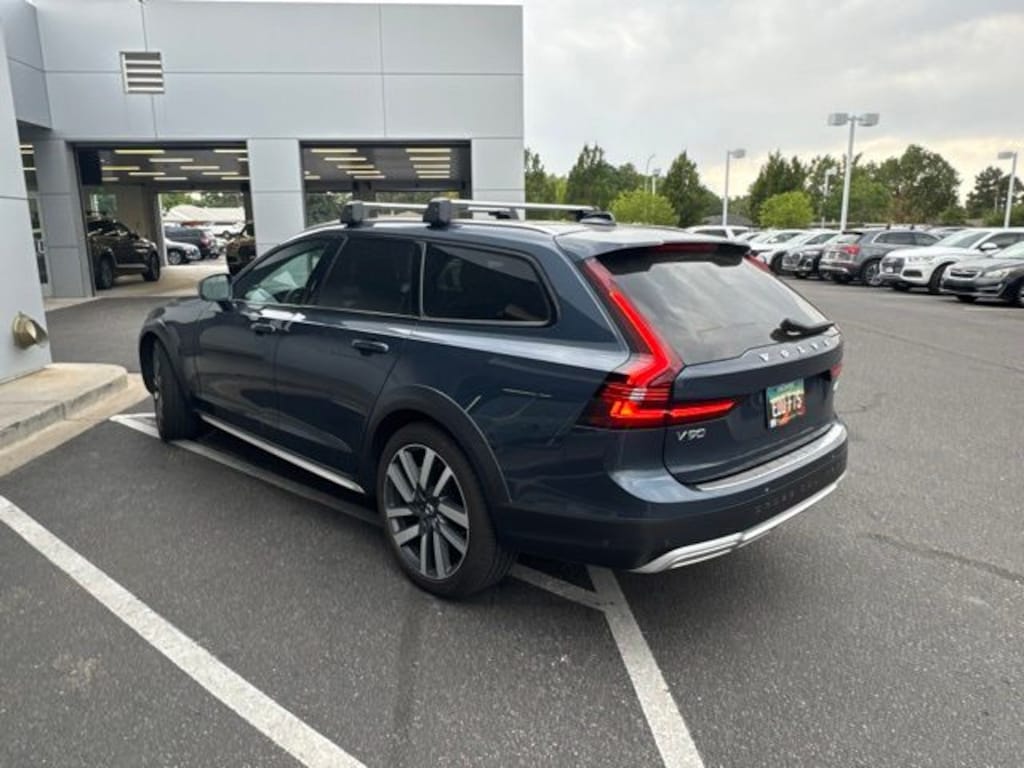 Used 2024 Volvo V90 Cross Country B6 Ultimate Wagon