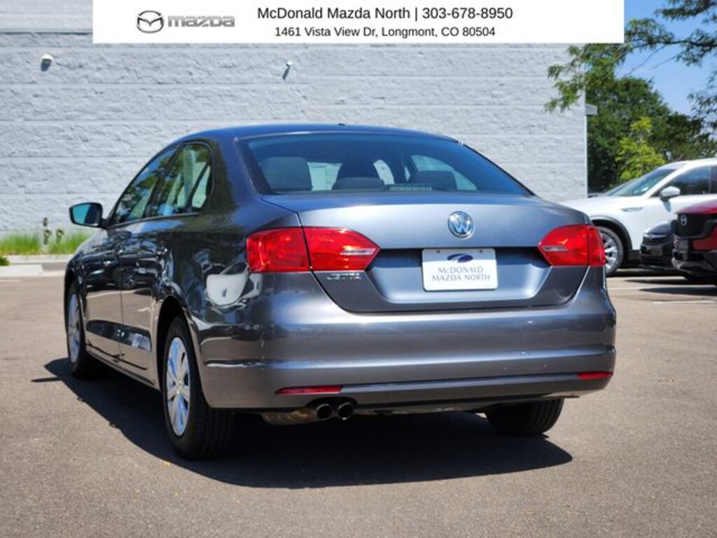 Used 2011 Volkswagen Jetta 2.0L Base Sedan