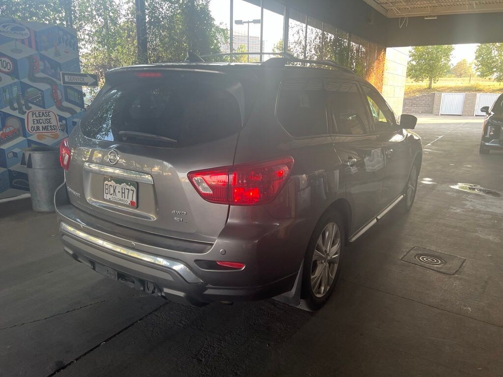 Used 2019 Nissan Pathfinder SL SUV